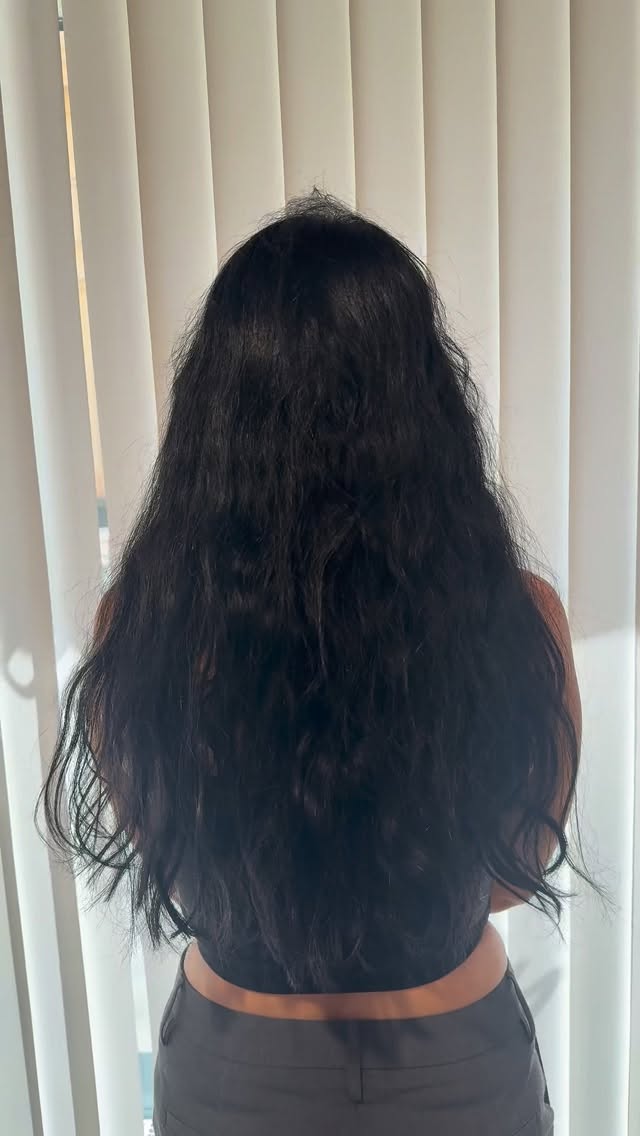 Frisch gesetzte Highlights und Balayage-Strähnen